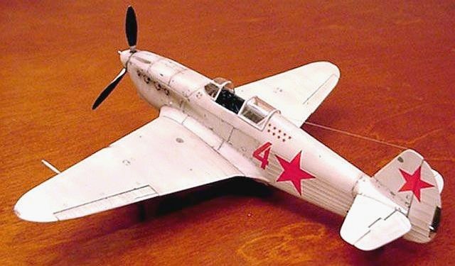 Истребитель Як-1