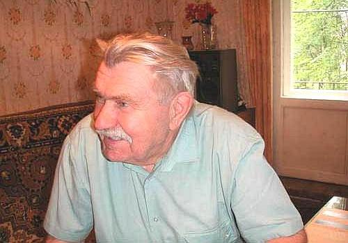 В.А.Тихомиров в свои 84 года...