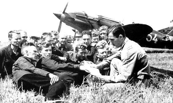 Группа лётчиков 34-го ИАП. Лето 1943 года.