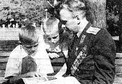 Б.И.Ковзан с сыновьями, 1954 г.