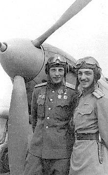 С.А.Микоян (справа) и К.А.Крюков, 1944 год.