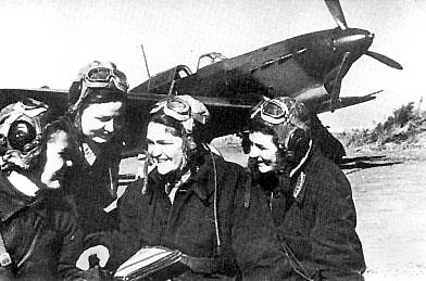 Лётчицы 586-го ИАП, 1942 год