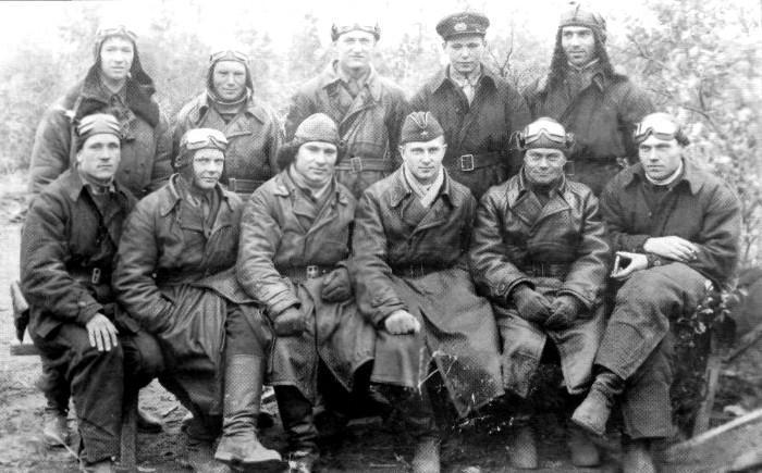 Группа лётчиков 153-го ИАП. 1941 г.