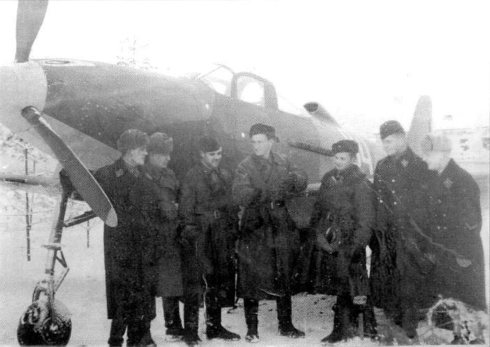 Группа лётчиков 28-го Гвардейского ИАП.