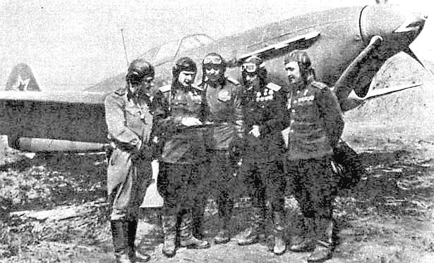 И.Ф.Кузьмичёв с товарищами.