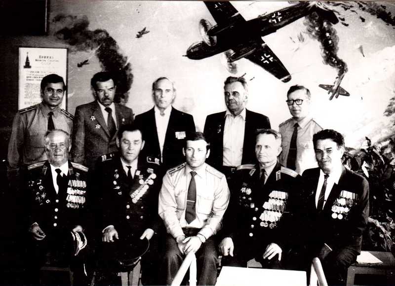 Ветераны 283-й ИАД в музее на праздновании 40-летия соединения, 1982 год.