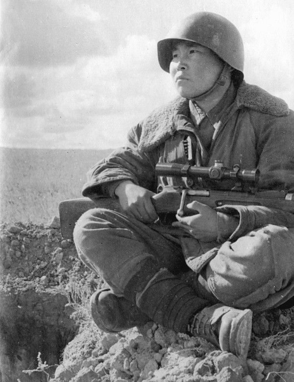 Фото советского снайпера ВОВ Максима Пассара