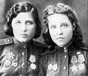 П.Крестьянинова и А.Носова. 1944 год