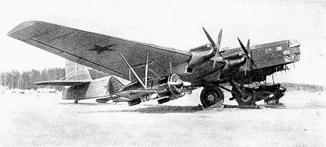 Самолёт - звено Вахмистрова (ТБ-3 + 2 И-16)