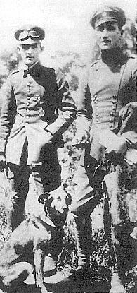 Отто Паршау (слева) и Ганс фон Койделль.